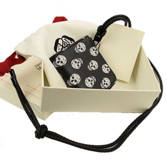 ALEXANDER MCQUEEN Black White SKULL Leather Zip Coin Pouch Italy NEW